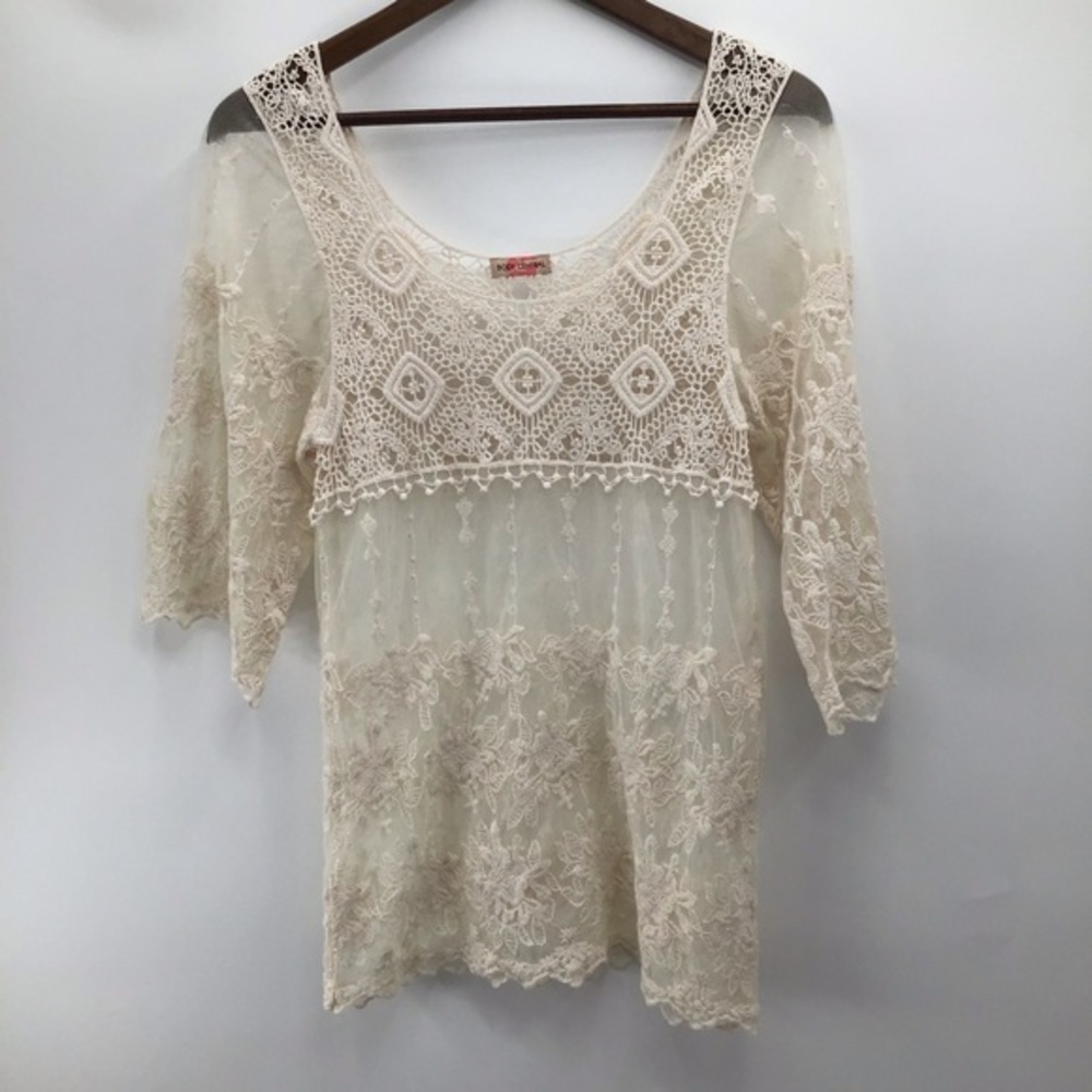Body Central Cream Lace Boho Blouse